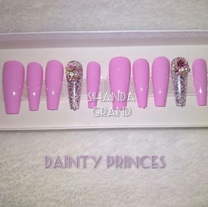Lux Press-On Nails